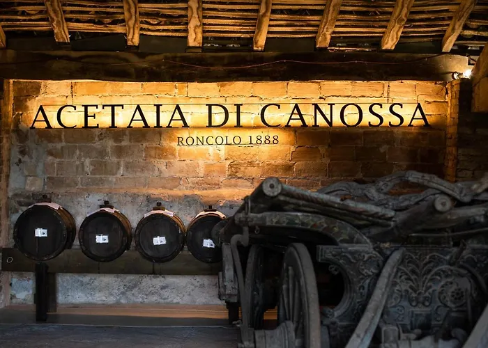 Relais Roncolo 1888 - Small Luxury Of The World Farm stay *