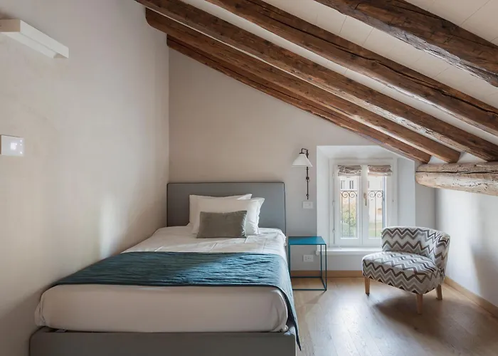 Relais Roncolo 1888 - Small Luxury Of The World Farm stay *