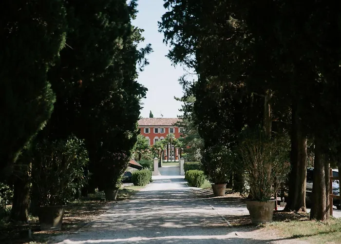 Farm stay Relais Roncolo 1888 - Small Luxury Of The World