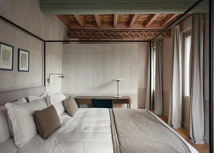 Relais Roncolo 1888 - Small Luxury Of The World Çiftlik konaklama *