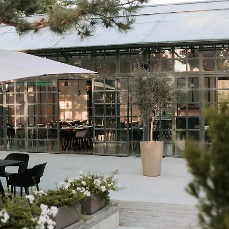 Relais Roncolo 1888 - Small Luxury Of The World Κατάλυμα σε φάρμα *