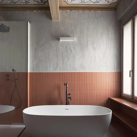 Relais Roncolo 1888 - Small Luxury Of The World *