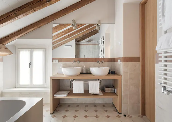 Relais Roncolo 1888 - Small Luxury Of The World *