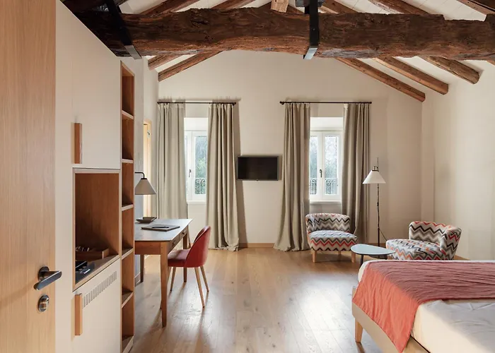 Relais Roncolo 1888 - Small Luxury Of The World * Quattro Castella